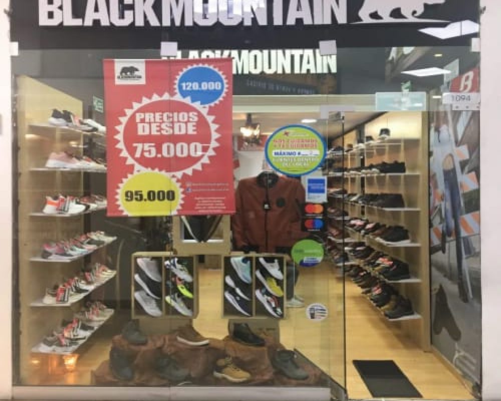 Untitled-2-montaña-negra