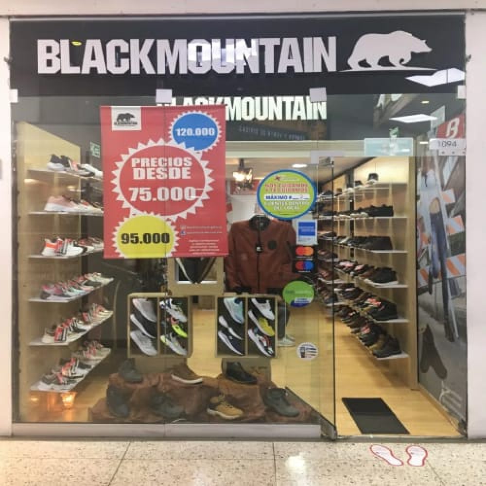 Untitled-2-montaña-negra